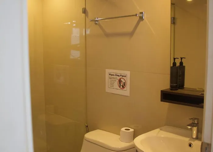 Entire Townhome 3br3b, Pool, Sukhumvit-emsphere Bangkok